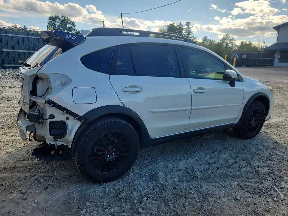 2017 SUBARU CROSSTREK LIMITED  