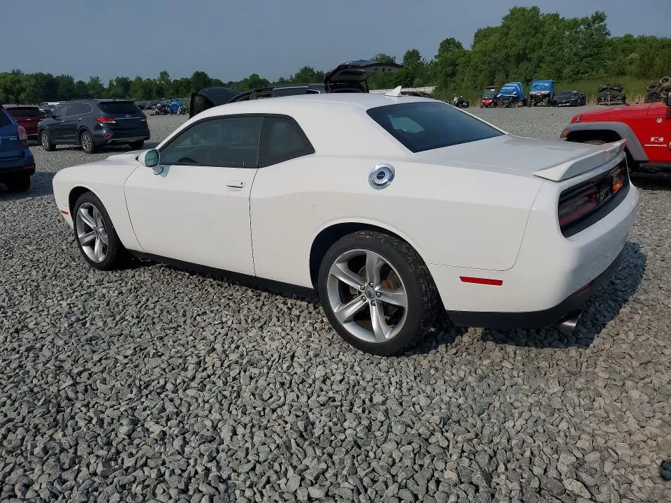 2016 DODGE CHALLENGER SXT  