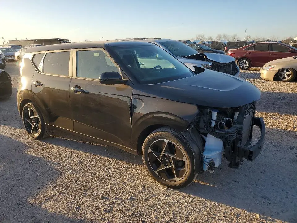 2023 KIA SOUL EX  