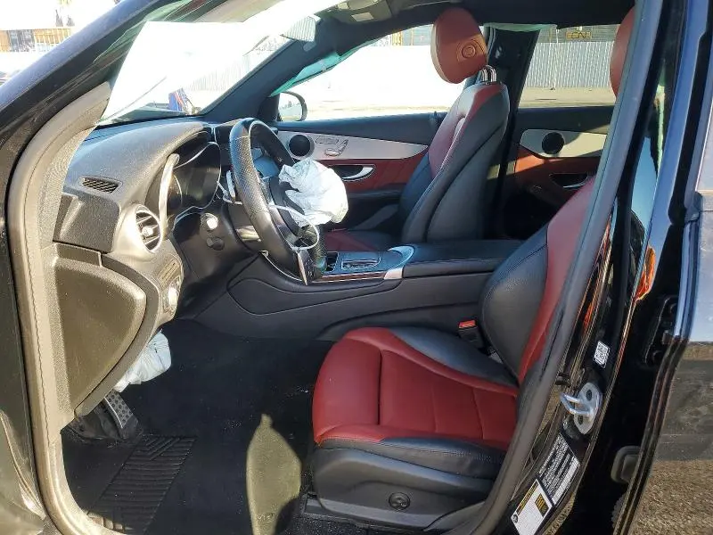 2021 MERCEDES-BENZ GLC 300  