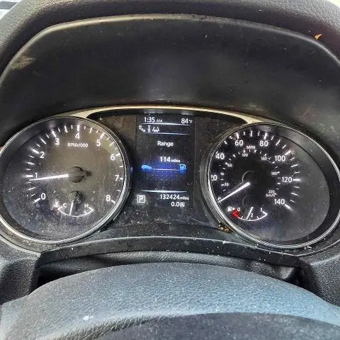 2015 NISSAN ROGUE SL  