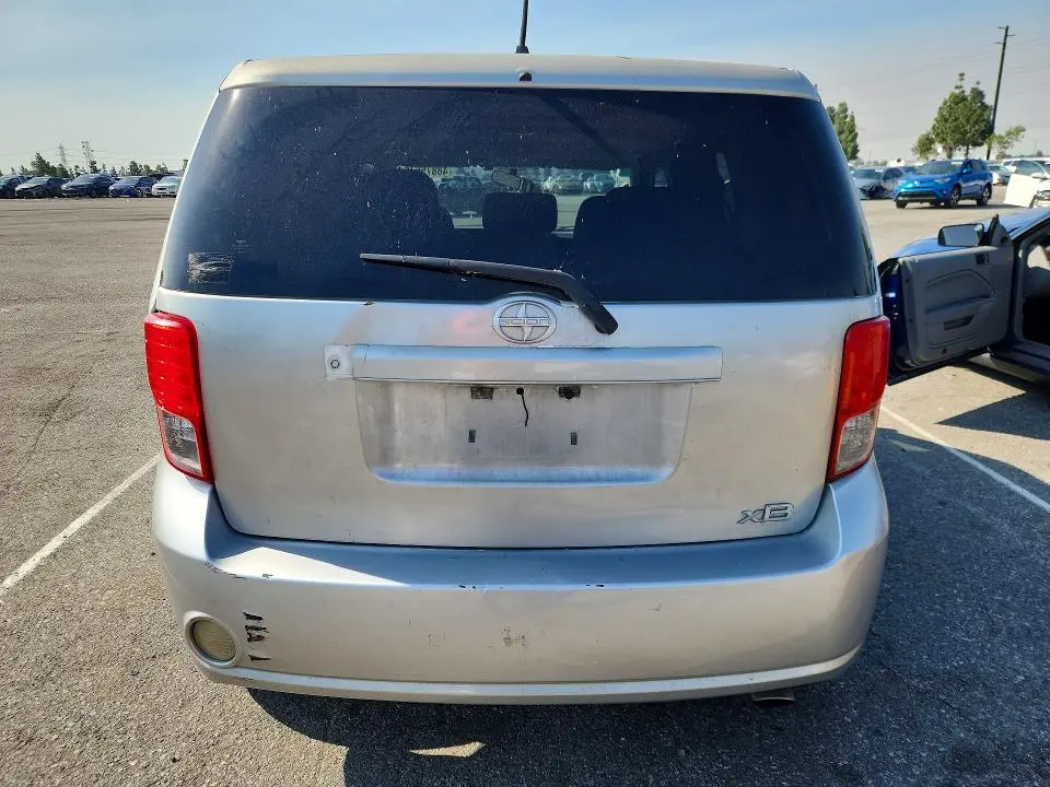2011 TOYOTA SCION XB  