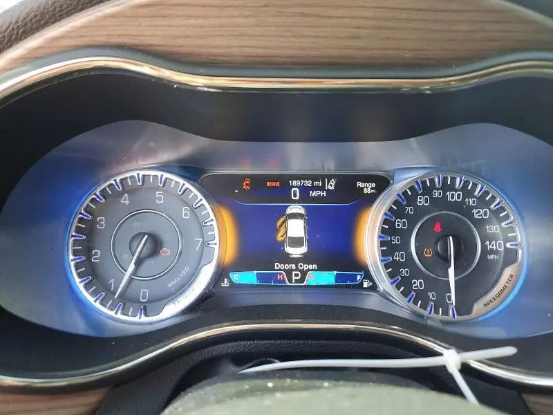 2015 CHRYSLER 200 C  