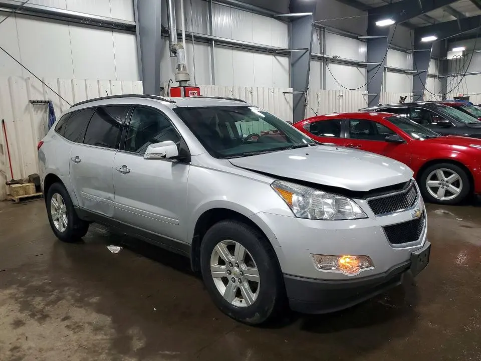 2011 CHEVROLET TRAVERSE LT  