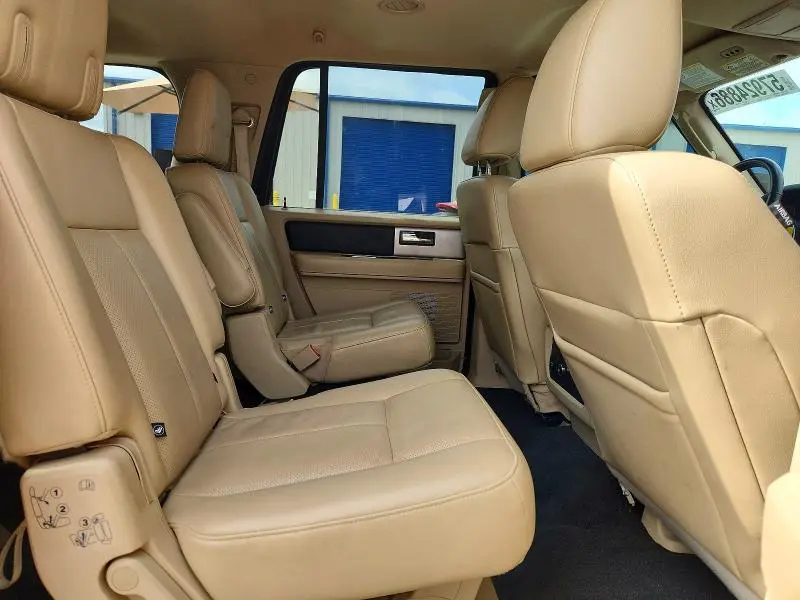 2017 FORD EXPEDITION EL XLT  