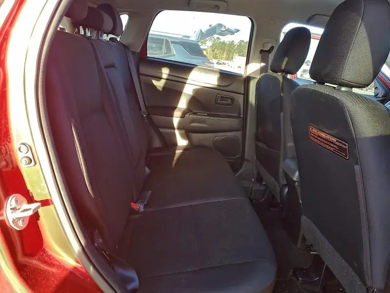 2015 MITSUBISHI OUTLANDER SPORT ES  