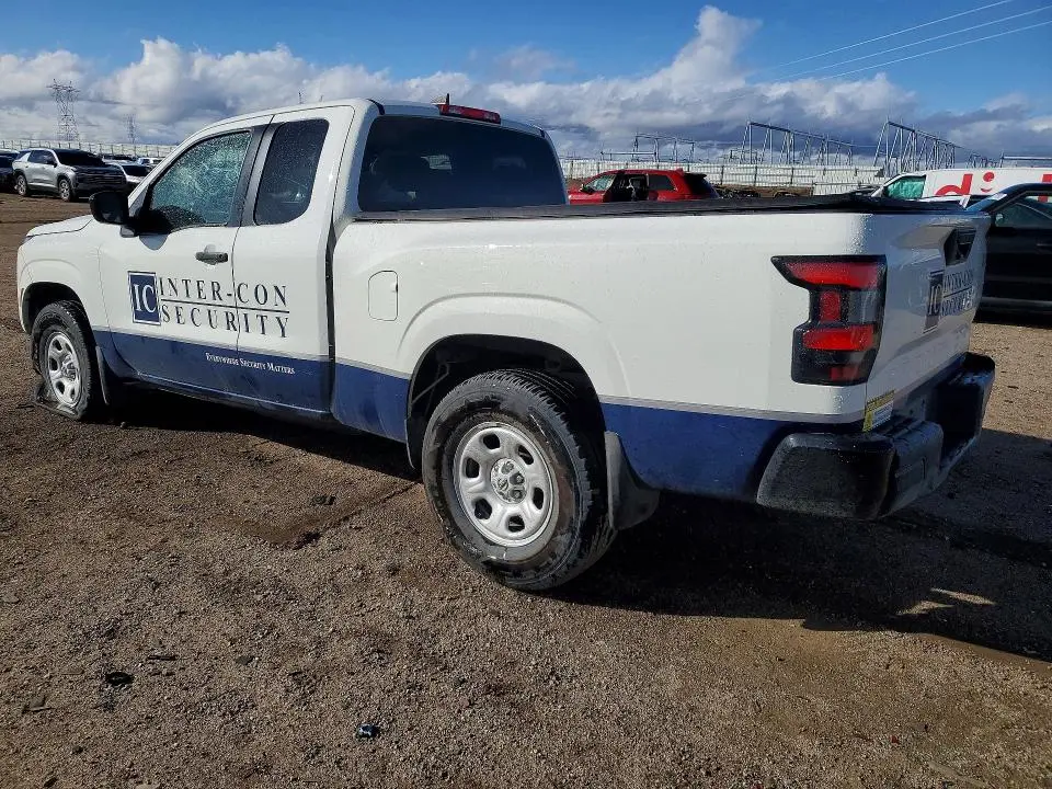 2022 NISSAN FRONTIER S  