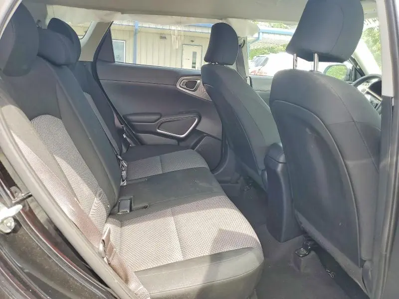 2021 KIA SOUL LX  