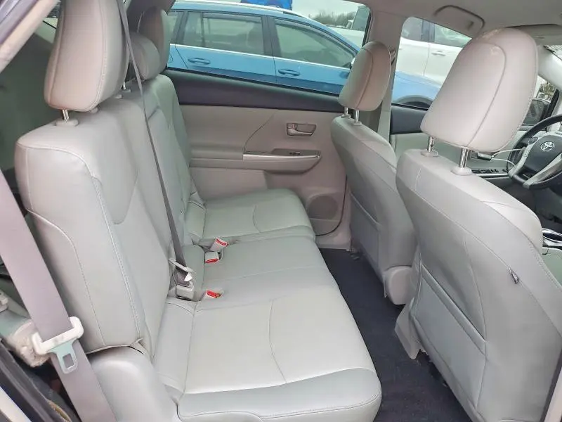 2013 TOYOTA PRIUS V FIVE  