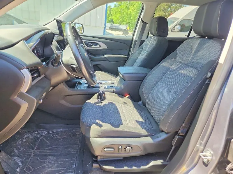 2020 CHEVROLET TRAVERSE LT  