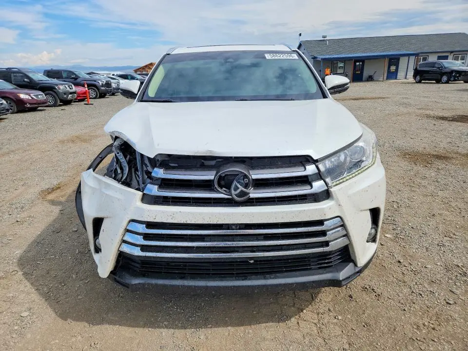 2017 TOYOTA HIGHLANDER LIMITED PLATINUM  
