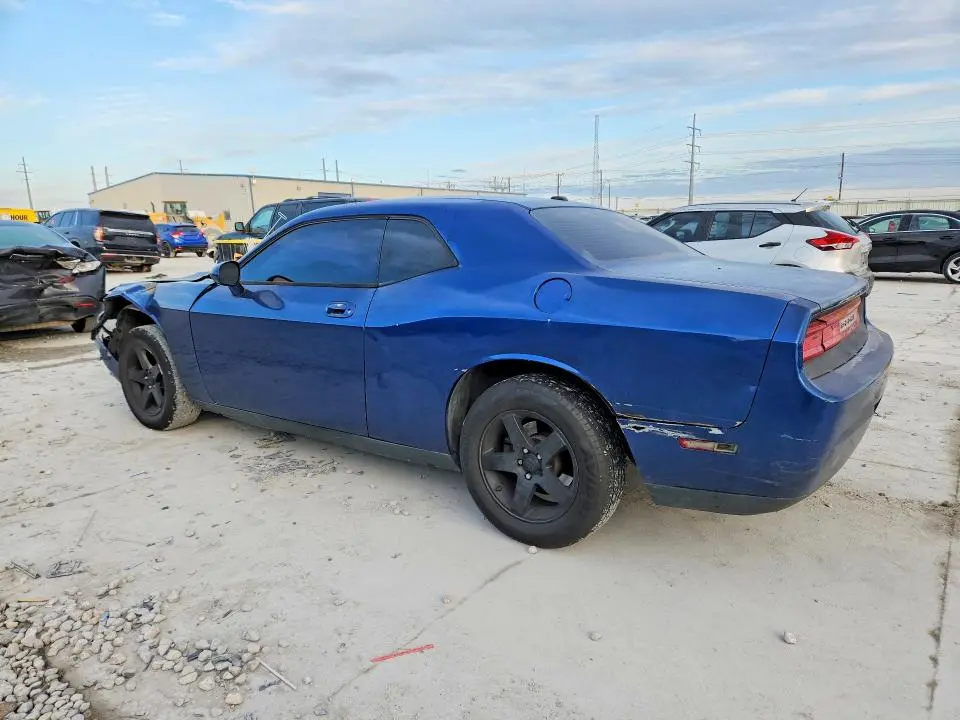 2010 DODGE CHALLENGER SE  