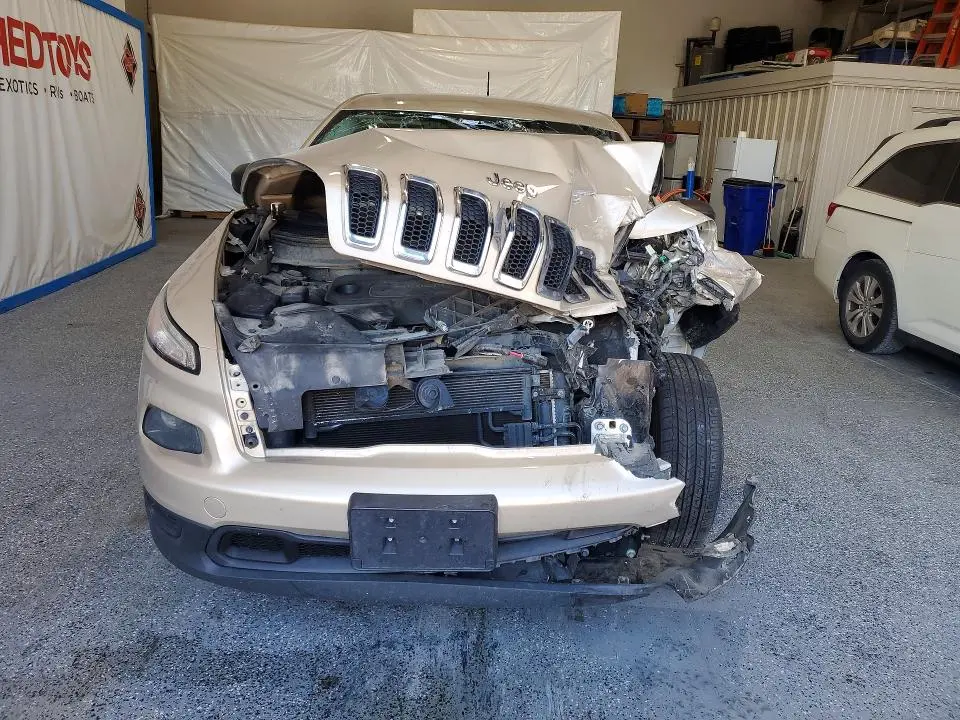 2014 JEEP CHEROKEE SPORT  