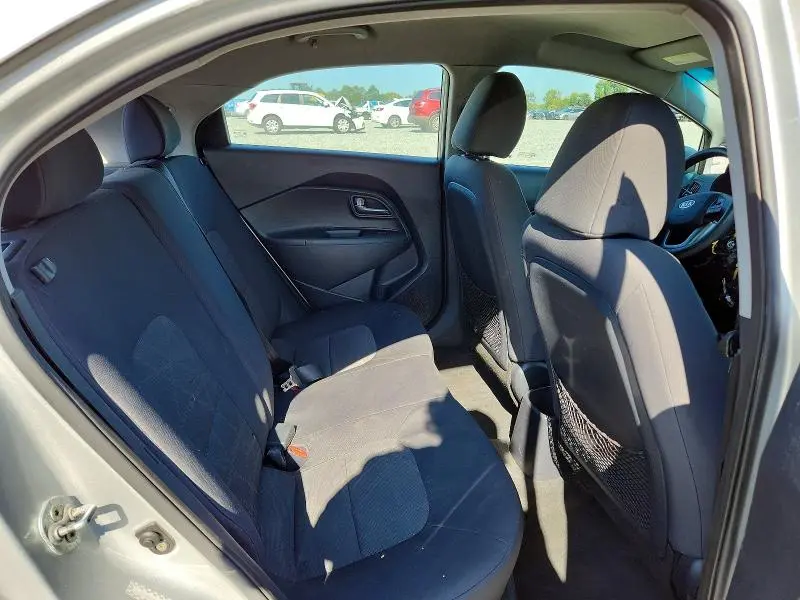 2013 KIA RIO LX  