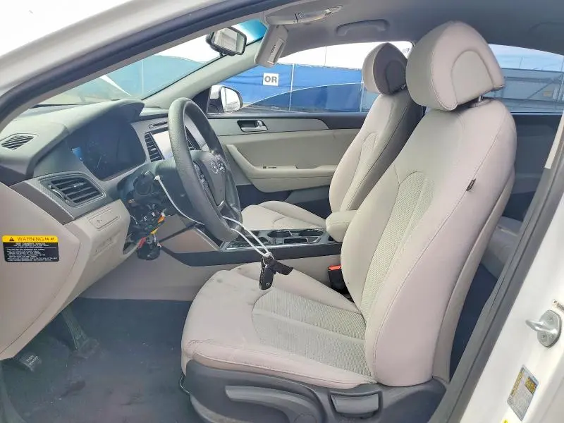 2016 HYUNDAI SONATA SE  