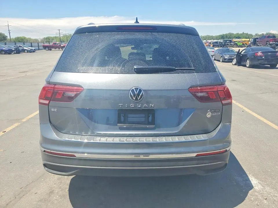 2024 VOLKSWAGEN TIGUAN SE  
