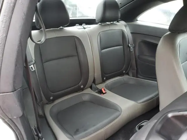 2015 VOLKSWAGEN BEETLE 1.8T  