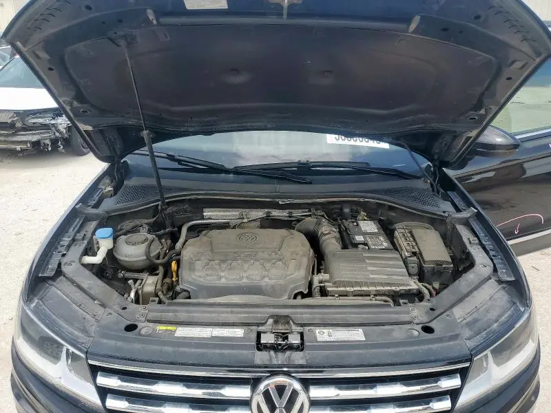 2018 VOLKSWAGEN TIGUAN SE  