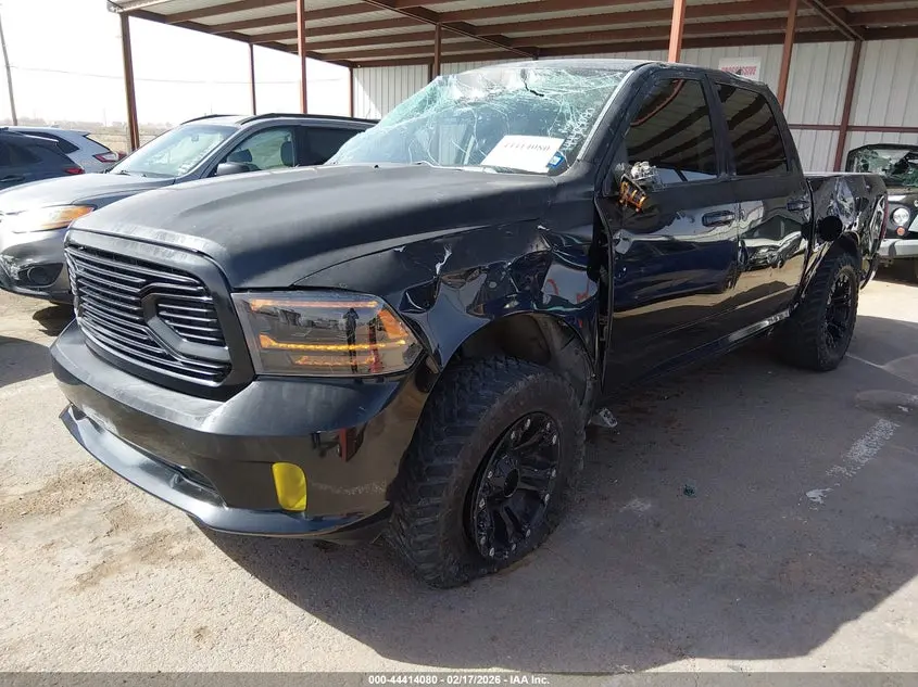2016 RAM 1500 SPORT