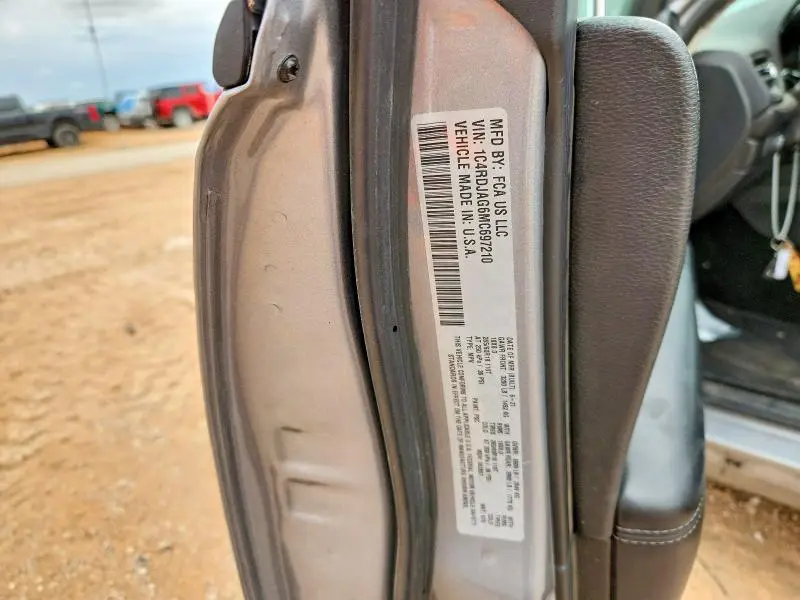 2021 DODGE DURANGO SXT  