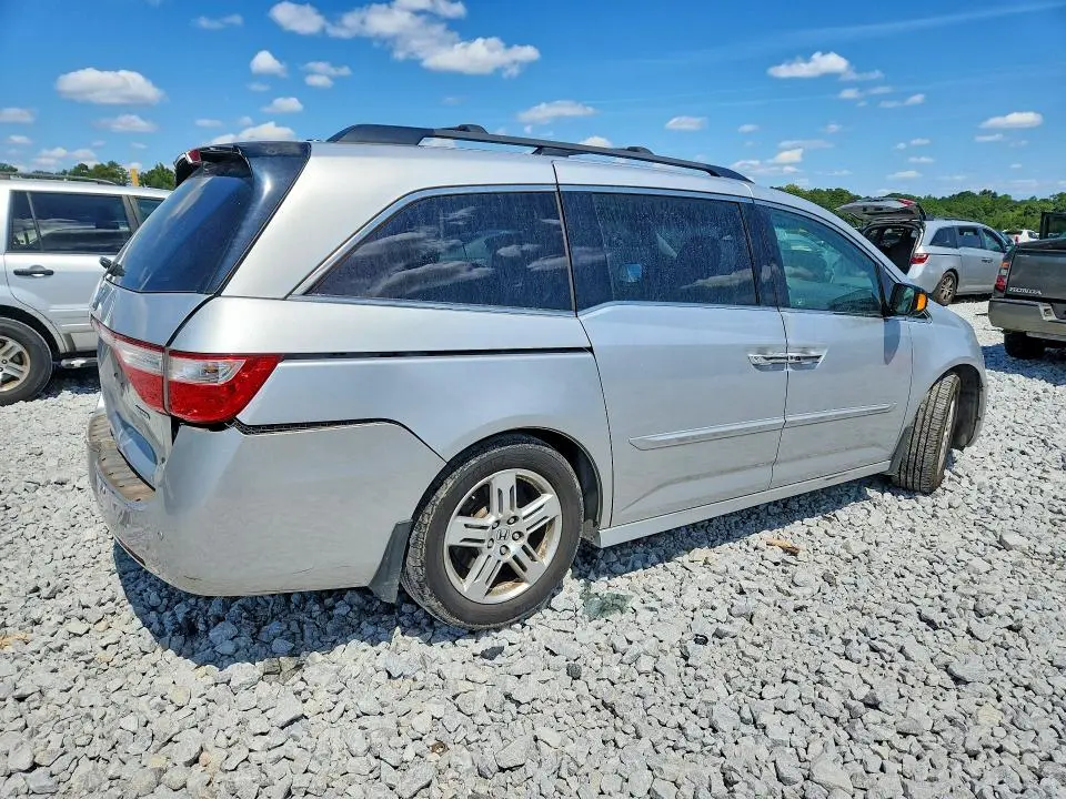 2011 HONDA ODYSSEY TOURING  