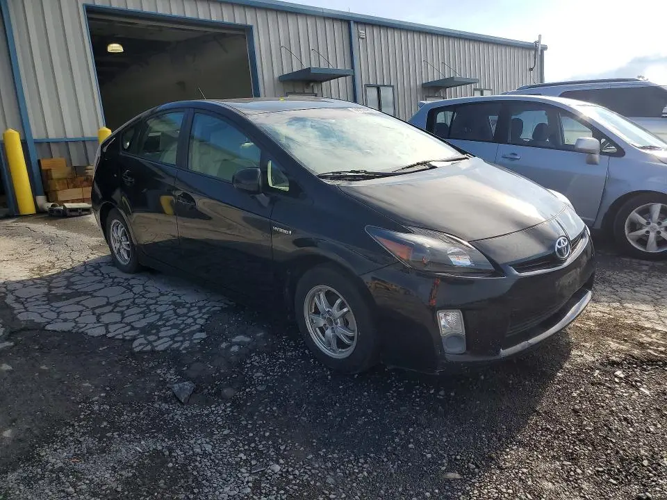 2010 TOYOTA PRIUS II  
