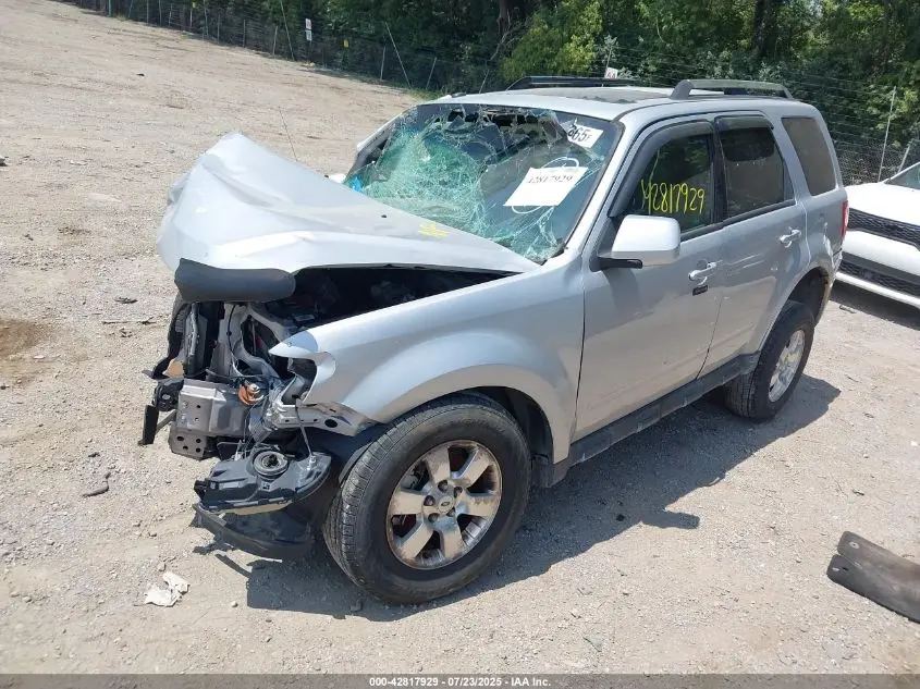2011 FORD ESCAPE LIMITED