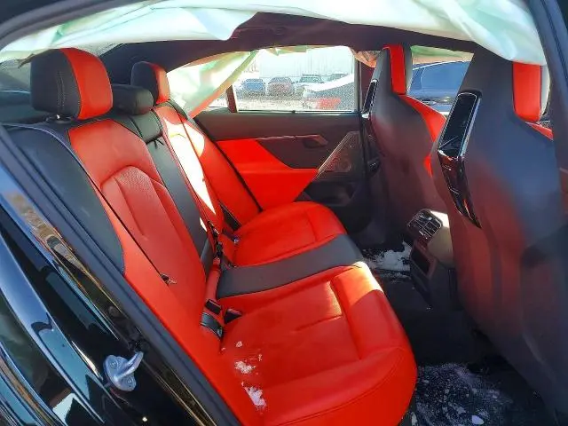 2025 BMW M5   