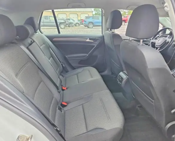 2019 VOLKSWAGEN E-GOLF SE  