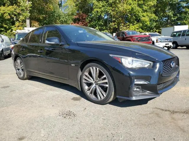 2018 INFINITI Q50 LUXE