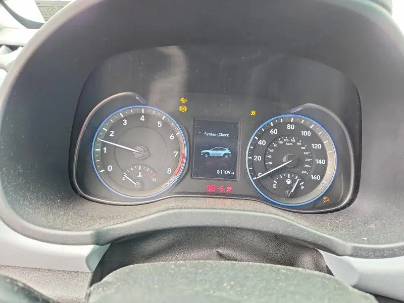 2021 HYUNDAI KONA SE  