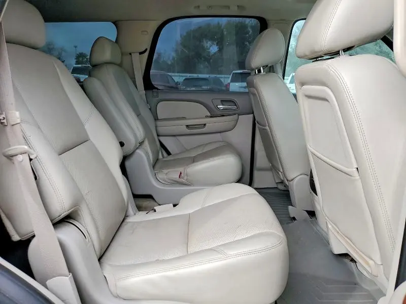 2010 CHEVROLET TAHOE K1500 LTZ  