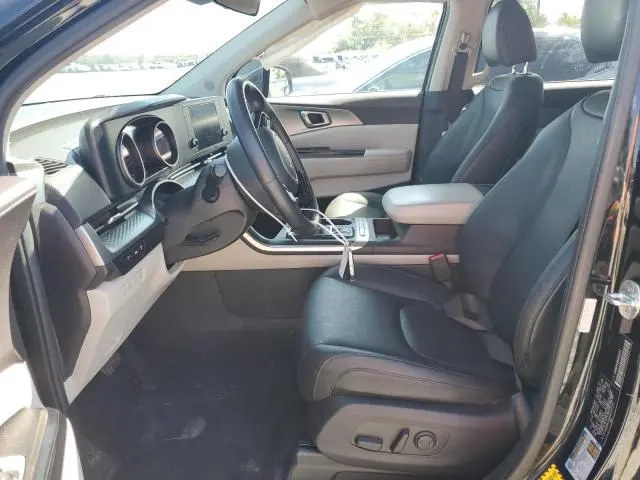 2022 KIA CARNIVAL LX  