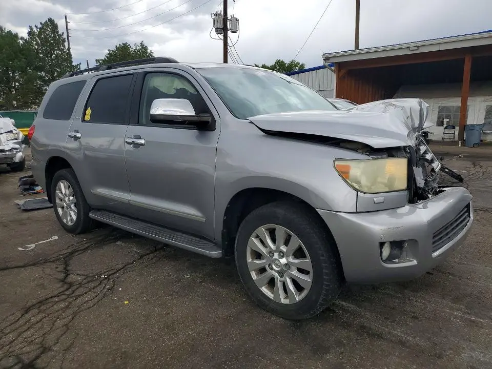 2010 TOYOTA SEQUOIA PLATINUM  