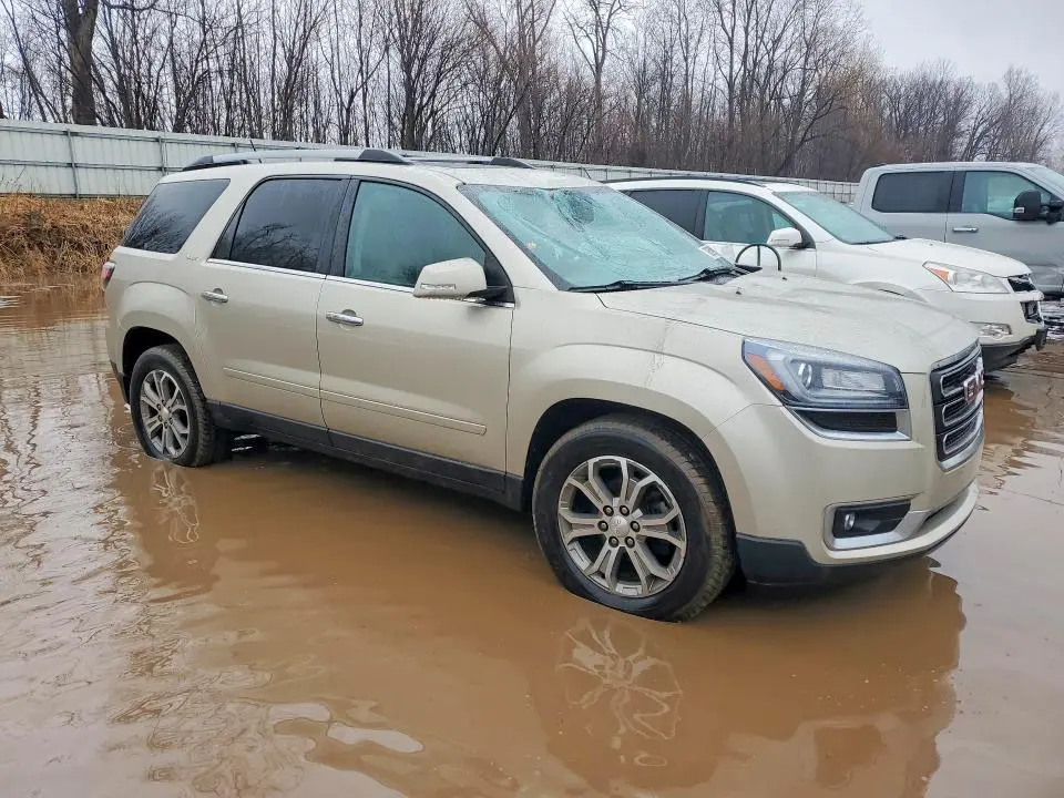 2015 GMC ACADIA SLT-2  