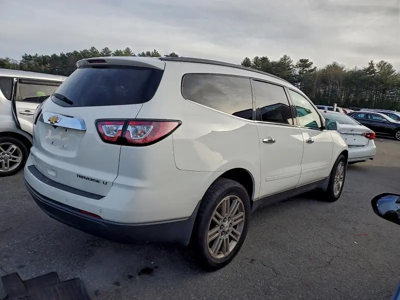 2015 CHEVROLET TRAVERSE LT  