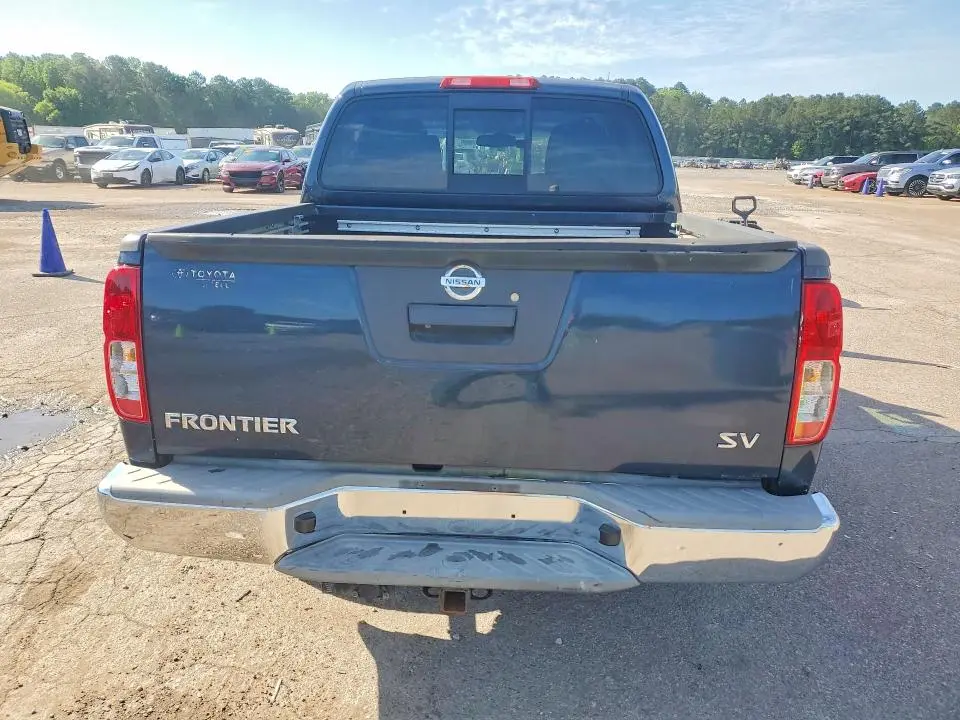 2015 NISSAN FRONTIER S  
