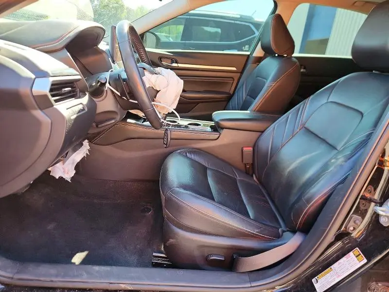 2023 NISSAN ALTIMA SR  