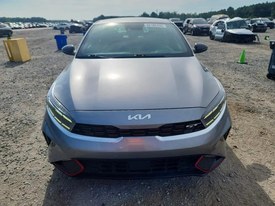 2023 KIA FORTE GT  