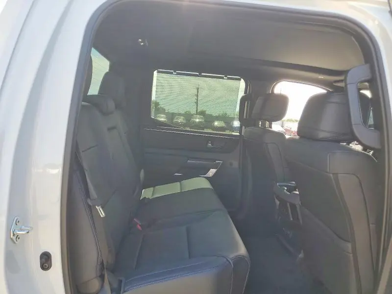 2025 TOYOTA TUNDRA PLATINUM HV  