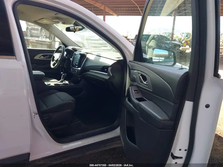 2019 CHEVROLET TRAVERSE LS