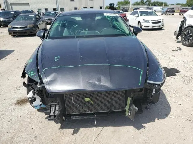 2022 HYUNDAI SONATA SE  
