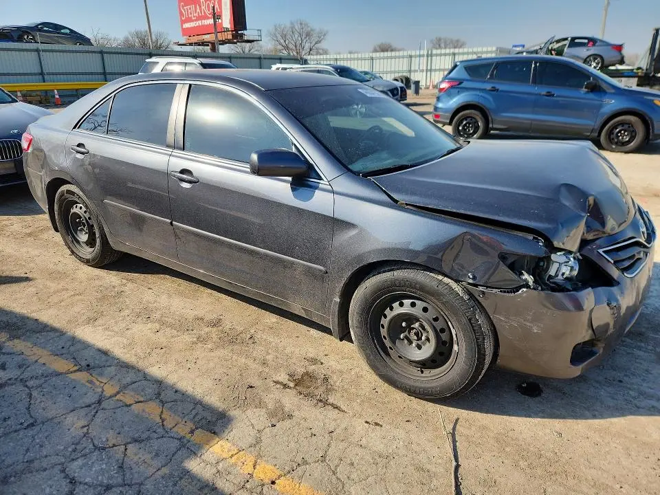 2010 TOYOTA CAMRY LE  