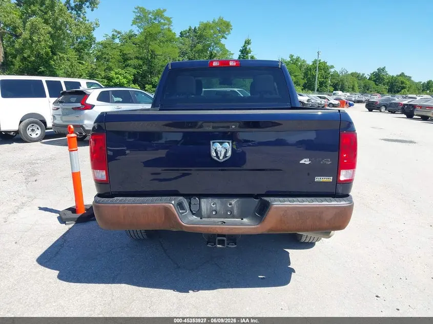 2017 RAM 1500 TRADESMAN  4X4 5'7 BOX