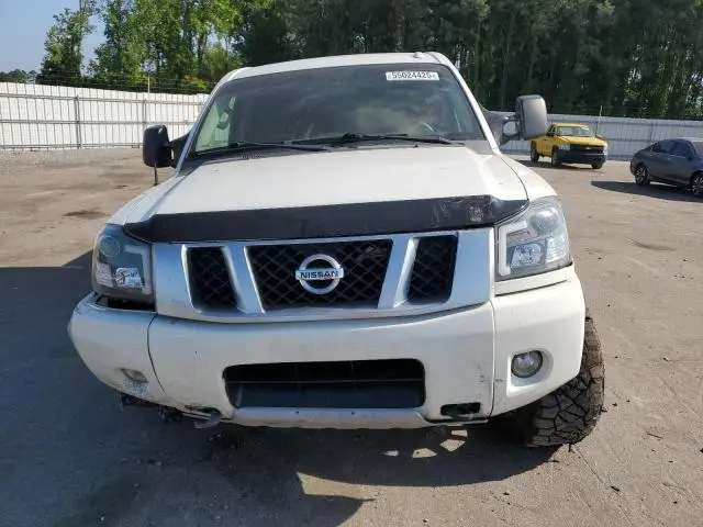 2014 NISSAN TITAN S  