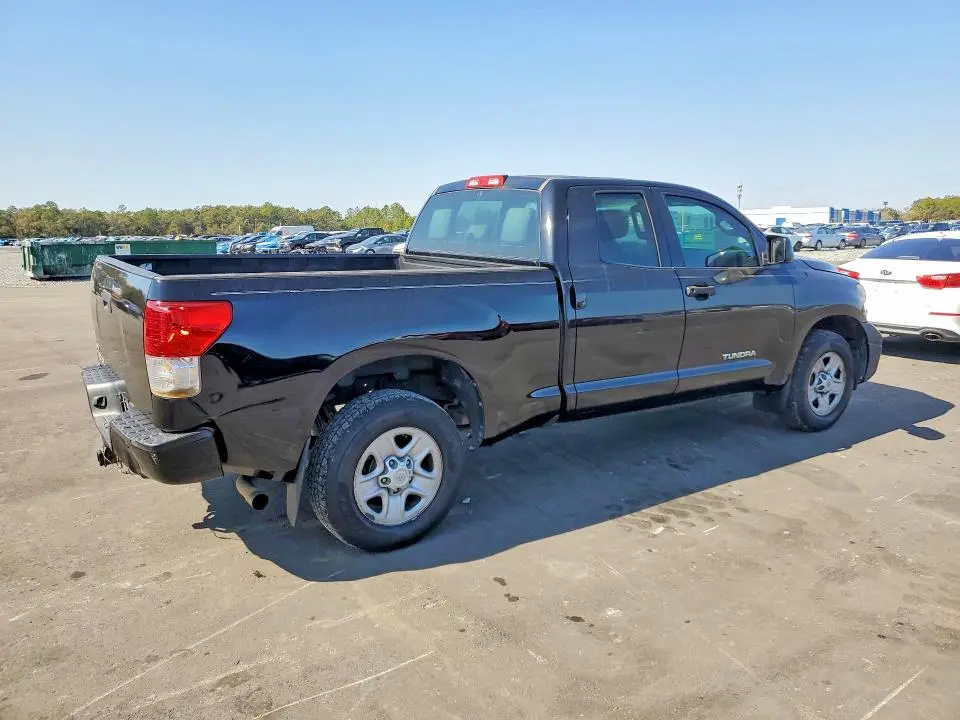 2011 TOYOTA TUNDRA DOUBLE CAB SR5  