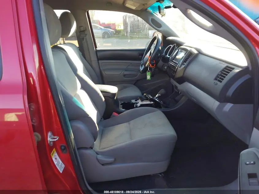 2015 TOYOTA TACOMA BASE V6