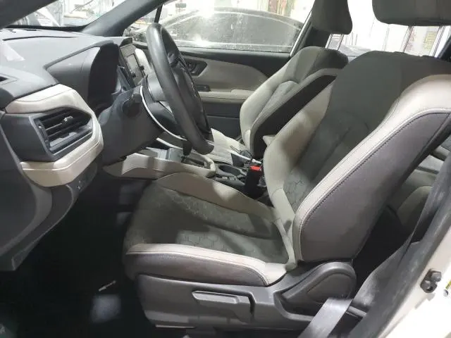 2025 SUBARU FORESTER   