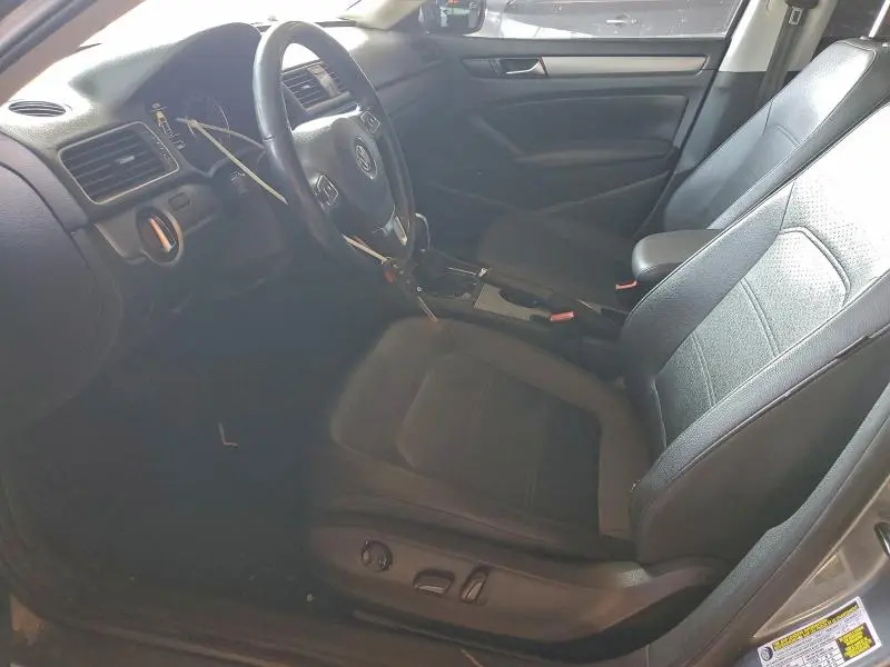 2014 VOLKSWAGEN PASSAT SE  