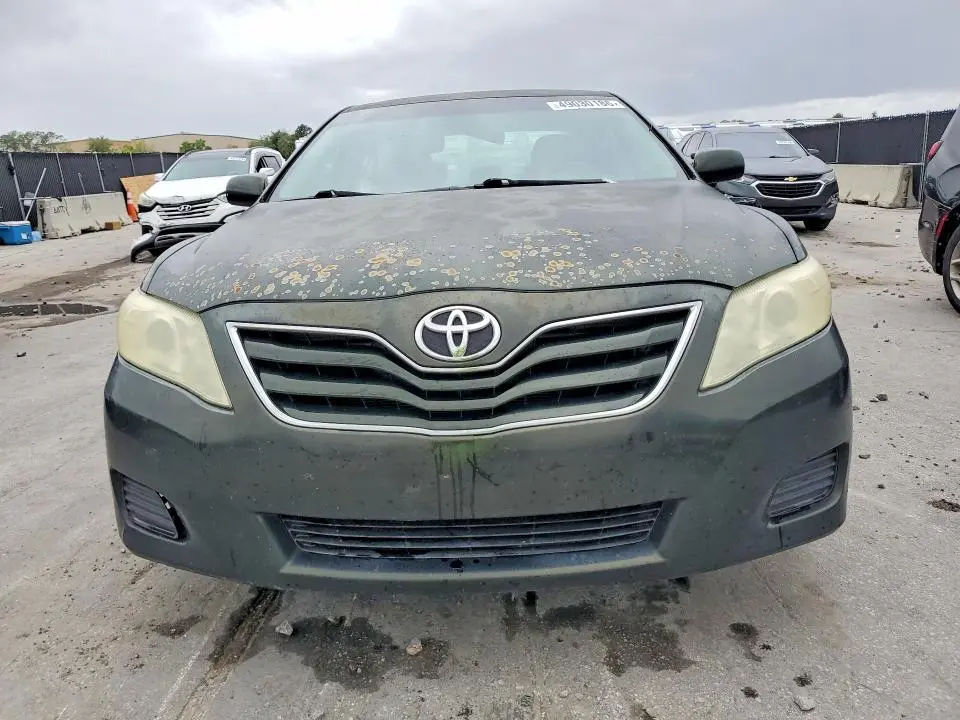 2010 TOYOTA CAMRY LE  